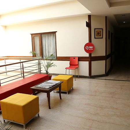 Oyo Rooms Chandigarh Sector 34 מראה חיצוני תמונה