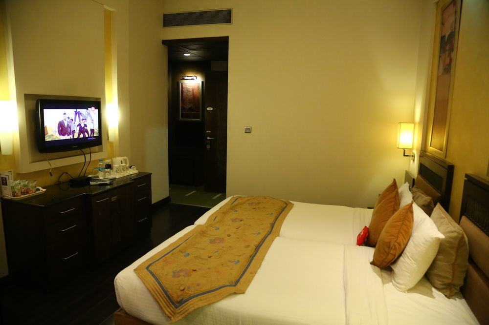 Oyo Rooms Chandigarh Sector 34 מראה חיצוני תמונה