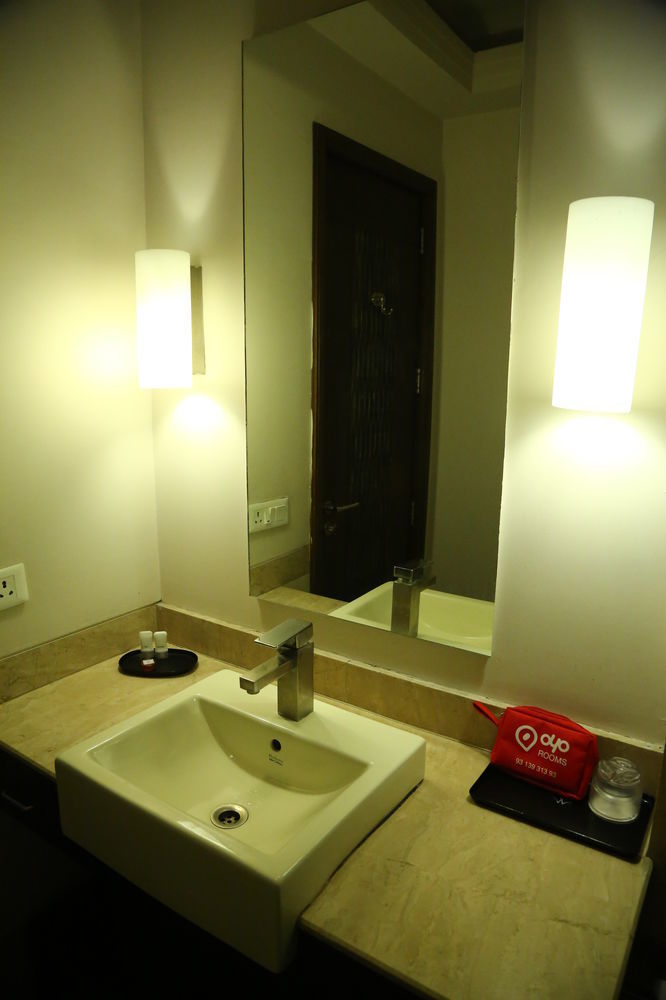 Oyo Rooms Chandigarh Sector 34 מראה חיצוני תמונה